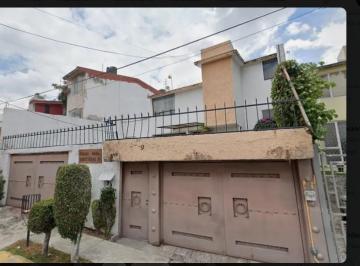 Casa de 4 habitaciones, Naucalpan de Juárez · Casa de 247 m² con 4 Recámaras en Venta en Ciudad Brisa