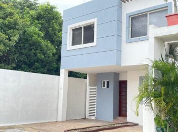 Casa de 2 habitaciones, Benito Juárez · Casa en Renta en Residencial Arbolada By Cumbres Cancún | 2 Recámaras