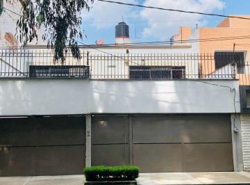 Casa de 4 habitaciones, Coyoacán · Casa en Venta en Prado Churubusco