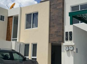 Casa · 3 Recámaras · Casa en Condominio San Gerardo