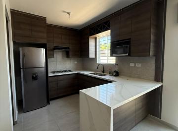 Casa de 3 habitaciones, Saltillo · Casa Nueva Amueblada Saltillo