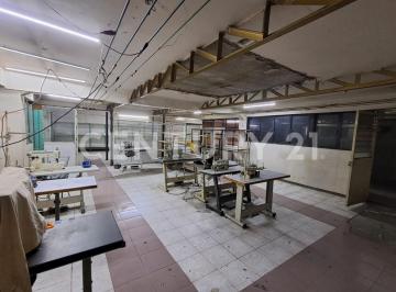 Nave industrial · 893m² · 2 Estacionamientos · Local en Renta en Agrícola Pantitlán, Iztacalco, Ciudad de México