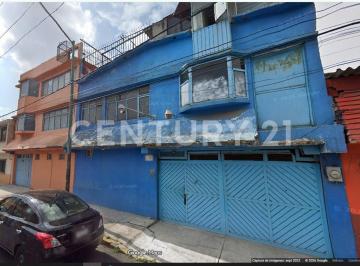 Nave industrial · 893m² · 2 Estacionamientos · Local en Renta en Agrícola Pantitlán, Iztacalco, Ciudad de México