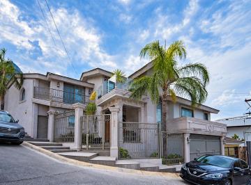 Casa de 3 habitaciones, Monterrey · Casa en Venta en Cumbres, Monterrey, Nuevo León