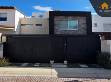 Casa de 5 habitaciones Venta MN 7,550,000 · Lomas de Juriquilla Op