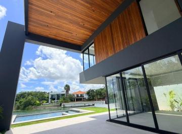 Casa de 4 habitaciones, Benito Juárez · Casa de Lujo Frente Al Lago en Lagos del Sol, Cancún