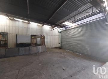 Local comercial · 315m² · 4 Recámaras · 2 Estacionamientos · Local Comercial en Venta Sobre Blvd Eduardo Mata a Una Cuadra de Cfe
