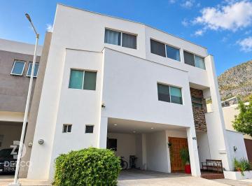 0cc27474fcff00d9f75529aec99fe537eb9251bf84c38a9407bff1bc0488bdee · Casa en Venta | Privadas La Huasteca