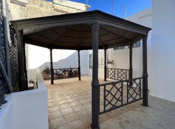 Casa · 3 Recámaras · 2 Estacionamientos · Casa - Unidad Habitacional Las Flores