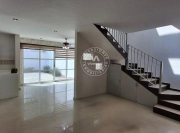 3885ed9bdf812b453f7919c2b13dc618597a3beb720439180b1ff556511c01ad · Casa con Amplio Patio, en Fracc. Magnolias
