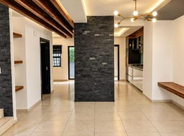 Casa de 3 habitaciones, Pachuca · Casa en Renta Provenza Diseño Interior Único
