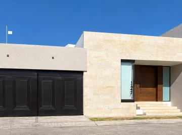 Casa de 4 habitaciones, León · Residencia en Una Planta Cañada Refugio Norte