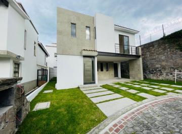 Casa en condominio de 4 habitaciones, Metepec · Exclusiva Casa en Venta Condado del Valle en Esquina Metepec a 15 Mi. Galerias Metepec