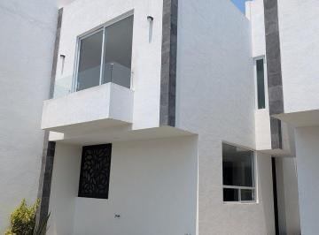 8550e05a03f4dc28eeb8c0afcecb39e0d471757dfc0fc62e2bf0bb43120a7798 · Casa Nueva de 2 Recámaras con Roof Garden en Bugambilias