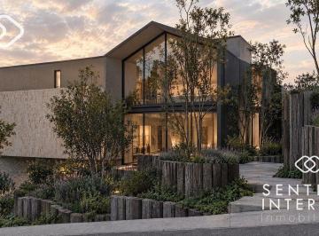 9ea76936943c8a43d4b00a7bf93a86a695e2ac84acff5542cbd699ee1542a9c2 · Casa Nueva con Jardín de 1,000 m² | 810 m² Construcción | 4 Recámaras