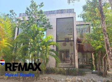 Casa en condominio · 160m² · 3 Recámaras · 1 Estacionamiento · Casa Xunkari en Venta - (4)
