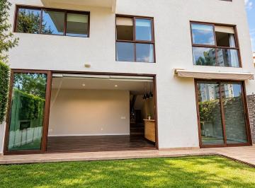 5f00c693599ba783d4d482009f26914afbc7bbabcdad33b5debc62ec4414cc92 · Residencia en Venta en Bosque Real | Privada Exclusiva, Jardín y Vistas Boscosas