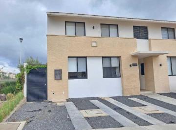 Departamento · 79m² · 2 Recámaras · 1 Estacionamiento · Depa Pb con Excedente en Renta Zakia Zire El Marques Queretaro Gaa