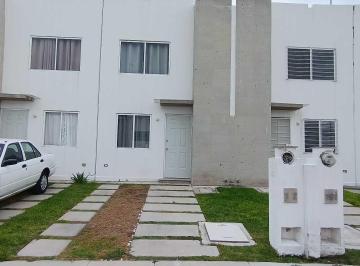 Casa · 62m² · 2 Recámaras · 1 Estacionamiento · Casa en Renta en Sendas Cerca del Aeropuerto El Marques Queretaro Gih