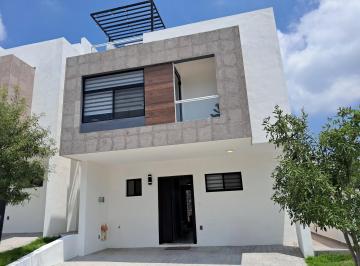 Casa · 182m² · 3 Recámaras · 2 Estacionamientos · Casa en Venta con Roof Garden Plus en Zibata Queretaro Gaa