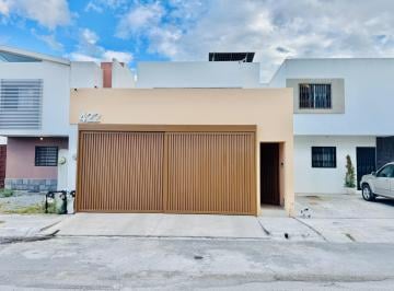 N/A · Casa Equipada en Venta en Valle Azul, Apodaca