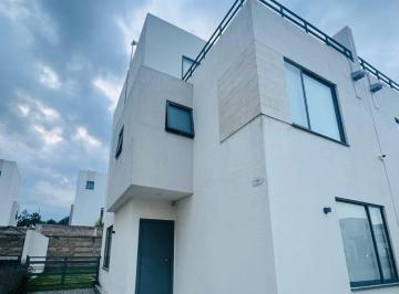Casa en condominio de 3 habitaciones, Calimaya · Casa en Renta Villas del Campo Dentro de Privada
