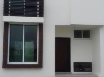Casa en condominio de 3 habitaciones, León · Venta de Casa en Fracc. Paseos del Bosque, Zona Norte de La Ciudad