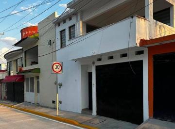 Departamento de 4 habitaciones, Tuxtla Gutiérrez · Se Vende Propiedad con 2 Departamentos