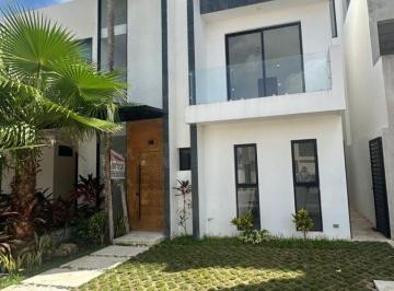 Casa de 3 habitaciones, Benito Juárez · Río Residencial | Casa en Venta de 3 Niveles, con Excelente Distribución.
