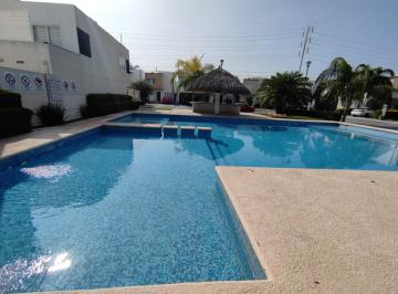 Casa de 3 habitaciones, Apodaca · Casa en Renta en Dreams Lagoons Amueblada y Equipada