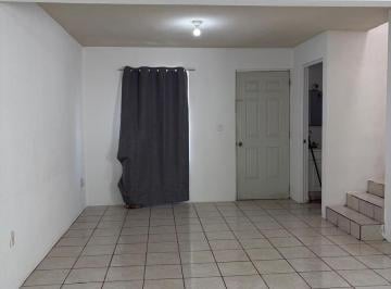 Casa · 116m² · 3 Recámaras · 2 Estacionamientos · Casa en Renta La Cantera Celaya