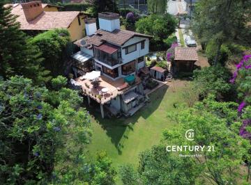 Casa de 3 habitaciones, Valle de Bravo · Casa en Venta en Avándaro, Valle de Bravo