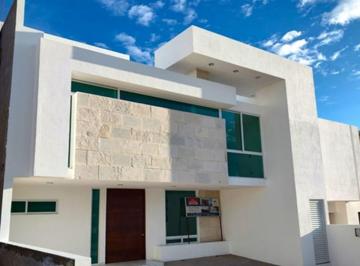 Casa de 4 habitaciones, Querétaro · Casa en Venta Juriquilla Querétaro