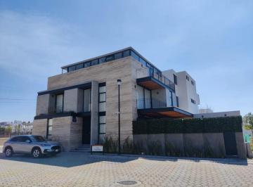 Casa de 4 habitaciones, Ocoyucan · Casa en Venta, Malinche N.13, Parque Tlaxcala, Lomas de Angelópolis III, Ocoyucan