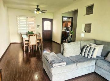 Casa de 4 habitaciones, Toluca · Casa en Venta a Unos Minutos del Estadio Universitario