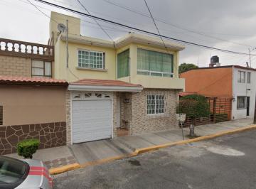 Casa de 3 habitaciones, Tlalnepantla de Baz · Casa en Venta en C. Profesa, Valle de Santa Monica, Tlalnepantla, Edo. Mex // Gran Oportunidad