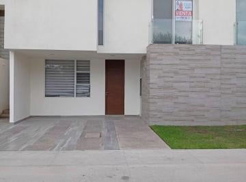 Casa · 169m² · 3 Recámaras · 2 Estacionamientos · Casa en Venta Residencial Puerta Natura, Villa de Pozos. Slp.
