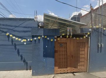 Casa de 3 habitaciones, Tláhuac · - Remate Bancario - Casa en San Nicolas Tetelco, Tláhuac, Cdmx