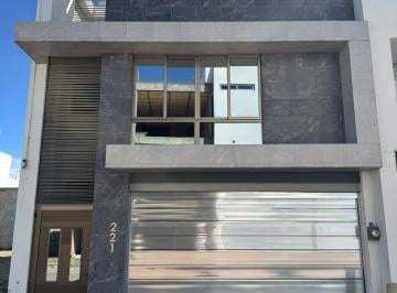 Casa de 4 habitaciones, Pachuca · Casa en Renta