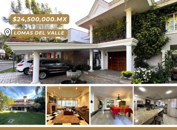Casa de 4 habitaciones, Zapopan · Casa en Venta en Lomas del Valle