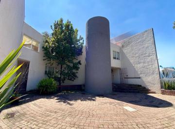 Casa de 3 habitaciones, Huixquilucan · Casa de 400 m² con 3 Recámaras en Venta en La Herradura