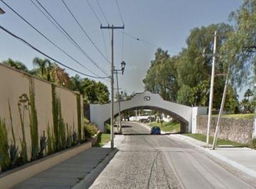 3e78b2f3466135672964e075ff316bac7bef364fd2373f73e99d351bb044a29f · Venta de Terreno en Villas del Meson
