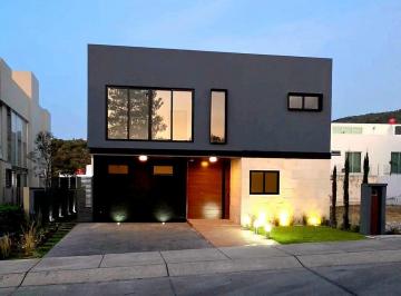 96fe84cc3061709289fcbfe4c58c8d6fddc1b397788394fca67b304d81e2f093 · Hermosa Casa en Venta Los Robles Residencial