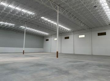 Nave industrial · 3875m² · Nave Industrial en Renta Frente Apto Mty