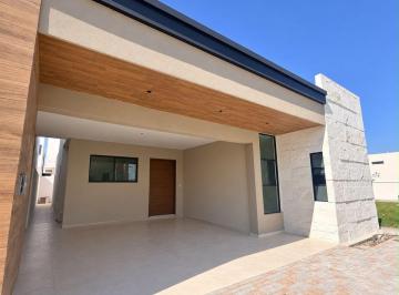 Casa de 3 habitaciones, Saltillo · Casa en Venta en Privanzas del Campestre