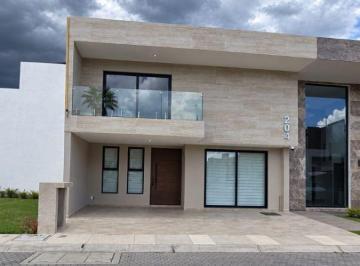 Casa de 3 habitaciones, Pachuca · Casa Nueva Amueblada en Zona Plateada