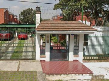 Casa de 3 habitaciones, Tlalpan · Venta de Casa en Jose Casimiro Chovel 20, Miguel Hidalgo, Tlalpan - Remate Bancario