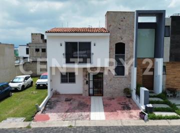 Casa · 194m² · 4 Recámaras · 2 Estacionamientos · Casa en Renta, Fraccionamiento Casa Fuerte, Tlajomulco de Zuñiga, Jal