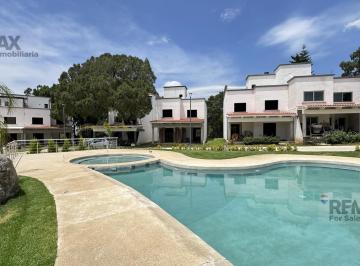 Casa en condominio · 160m² · 3 Recámaras · 2 Estacionamientos · Venta de Casa en El Norte de Cuernavaca, Morelos…clave 6413