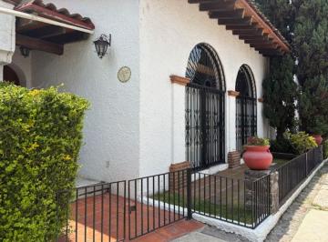 Casa en condominio de 4 habitaciones, La Magdalena Contreras · Vendo Ch en San Nicolás Totonapan 4 Recámaras con Baño c/u 2 en Planta Baja 3 Autos y Jardín